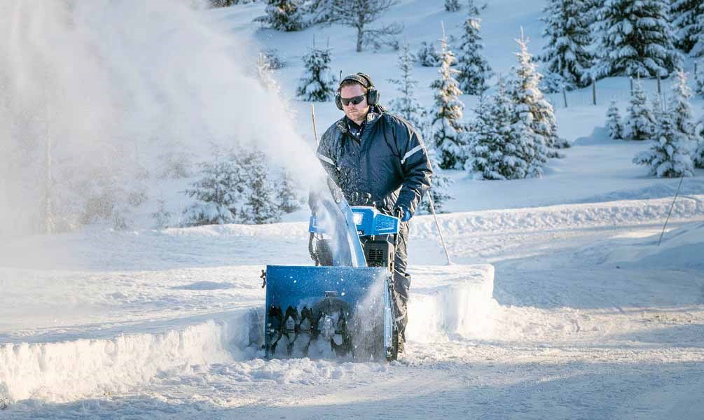 Choose the Right Snow Thrower